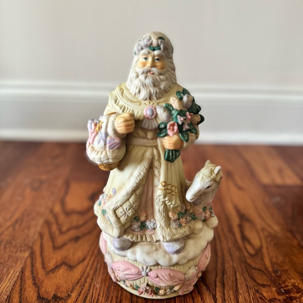 Victorian Santa Musical Figure Plays White‎ Christmas Horse Floral Vintage